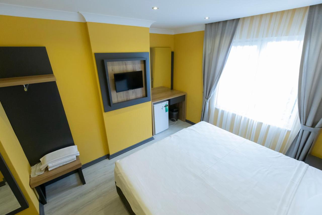Roy Otel Akcay Luaran gambar