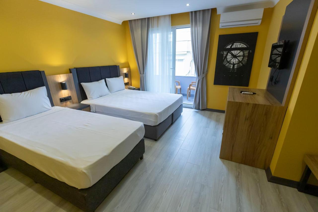 Roy Otel Akcay Luaran gambar