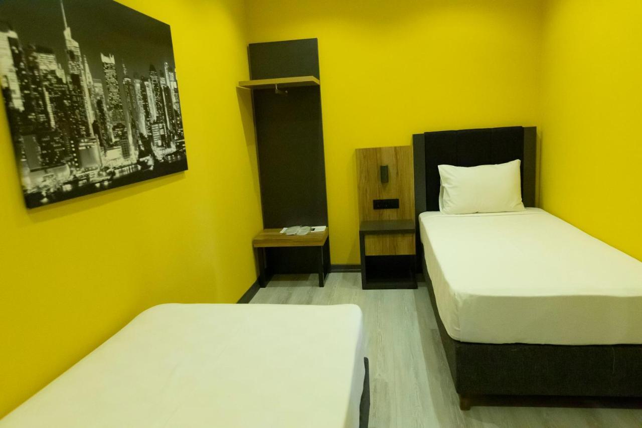 Roy Otel Akcay Luaran gambar